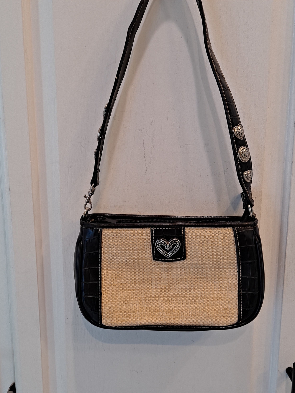 Black Croc Embossed Natural Straw Shoulder Bag Silver Heart Vintage Inspired